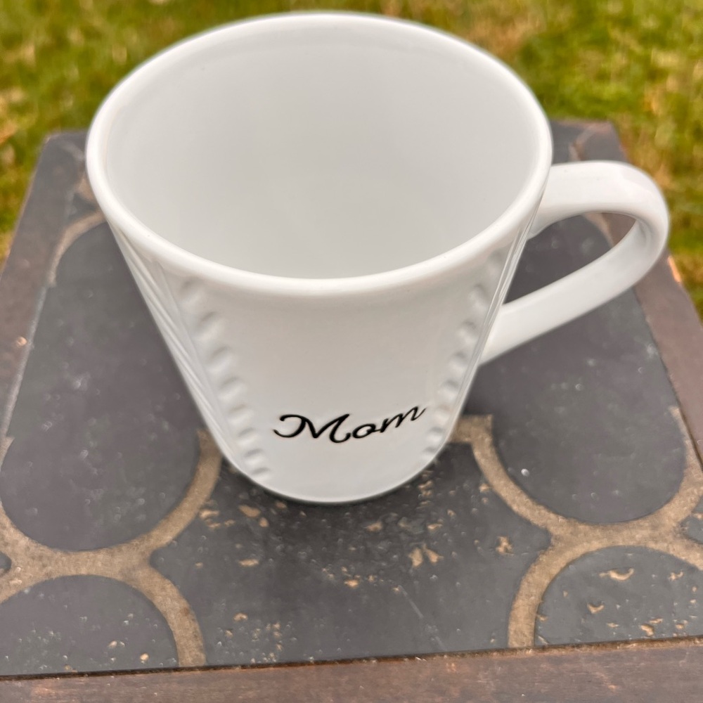 Mom Mug - Picture 2 of 2